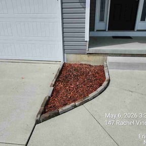 Flower Bed Weeding by Elite Miller Express reviewed on May 13, 2026