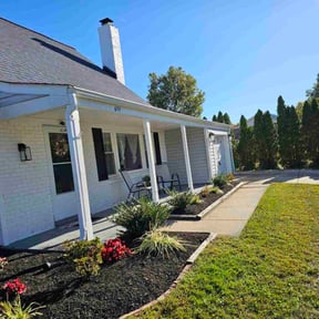 Mulching by Well-cut Lawn Service reviewed on November 23, 2025