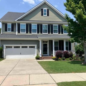 yard maintenance by Smith lawn care reviewed on August 20, 2025