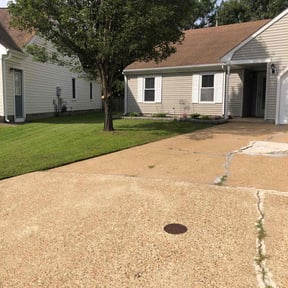 lawn service by Exquisite Lawn &amp; Grounds reviewed on August 9, 2022