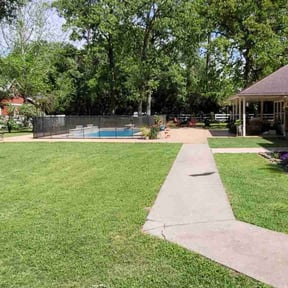 yard maintenance by Elysium Landscape and Design LLC reviewed on December 18, 2025