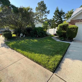 Bush Trimming by First Responders Lawn and Landscape LLC reviewed on August 14, 2025