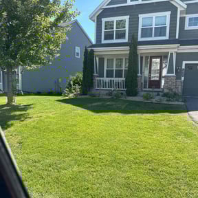 residential landscaping by Earth tending company reviewed on November 24, 2025