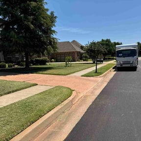 lawn service by Leggy Lawn Care reviewed on November 14, 2023