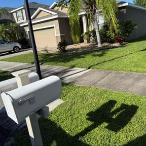 Flower Bed Weeding by Legacy Lawn Services reviewed on November 21, 2025