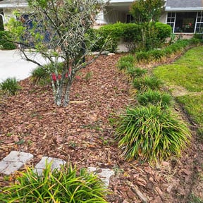 Flower Bed Weeding by Peak Lawns LLC reviewed on May 7, 2026