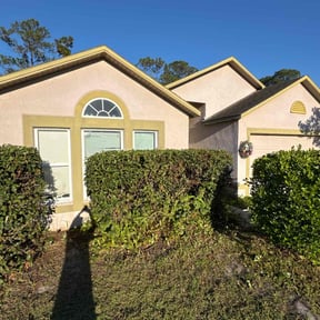 Bush Trimming by Aidens Construction reviewed on August 15, 2025