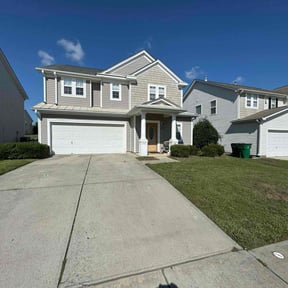 residential landscaping by Grass stains 4 life lawn care, landscaping, snow removal, LLC reviewed on August 17, 2025
