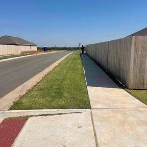 landscaping by Luna Lawn Care reviewed on August 13, 2025