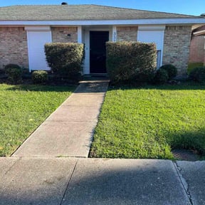 Bush Trimming by Aplus lawncare and tree trim reviewed on October 18, 2025