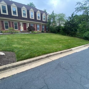 landscape maintenance by Maryhaven farm reviewed on August 14, 2025