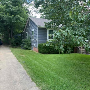 residential landscaping by Grass Whippers reviewed on July 13, 2025