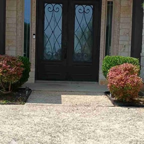 Bush Trimming by Bowkley Roofing &amp; Handyman reviewed on May 3, 2026