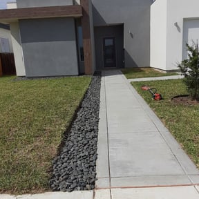 Flower Bed Weeding by Thayer's Property Maintenance reviewed on August 19, 2025