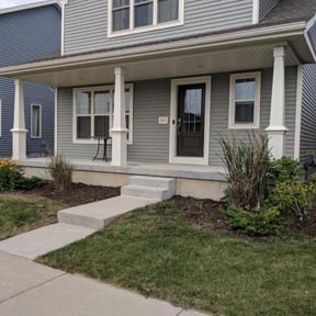 Bush Trimming by Verde Lawn and Property Management reviewed on August 20, 2025