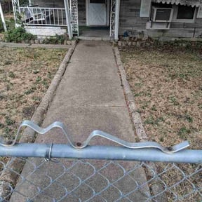 Bush Trimming by Paswig Landscaping Llc reviewed on August 27, 2026