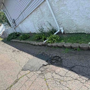 Flower Bed Weeding by Mikes Mowing reviewed on July 25, 2026