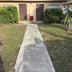 Bush Trimming by Mark's Lawn Care reviewed on November 26, 2025