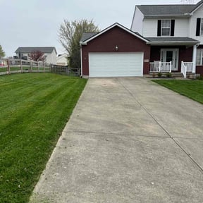 yard service by Arthur Bury reviewed on December 17, 2025