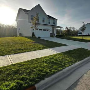 landscape maintenance by Tropicare Landscape and Maintenance reviewed on August 18, 2025