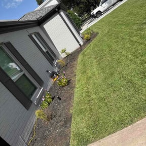 Flower Bed Weeding by YardForce Lawn Service reviewed on August 27, 2026