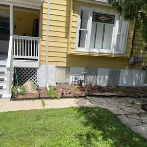 Flower Bed Weeding by Lawn Logic reviewed on June 30, 2026
