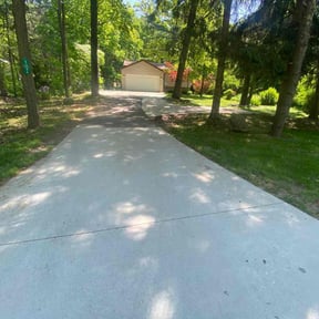 landscaping by Mike’s lawn care reviewed on August 16, 2025