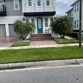 yard maintenance by JD HARDSCAPES & LANDSCAPING LLC reviewed on August 15, 2025
