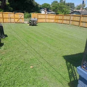 lawn maintenance by DAlawncare reviewed on December 12, 2023