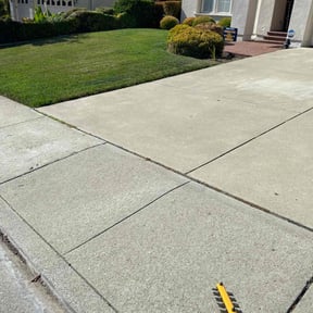 landscaping services by Ultimate Landscape Contractor reviewed on August 20, 2025