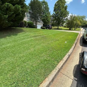 gardening service by FRAMPTON'S LAWN SERVICE reviewed on August 16, 2025