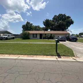 landscape maintenance by Sir Knights Lawn Care reviewed on December 1, 2025