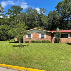 yard service by Kings Lawn Care reviewed on August 18, 2025