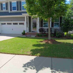 lawn care services by Jones Lawn Care reviewed on September 9, 2024