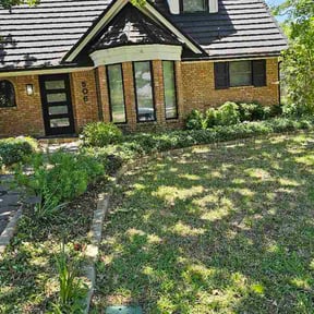 Bush Trimming by United Hands Royalty Lawn Care reviewed on June 8, 2026