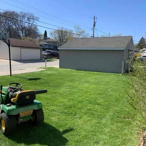 lawn care services by Journeys greatscape reviewed on April 20, 2024