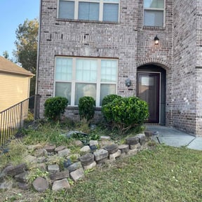 Bush Trimming by Exquisite Lawn &amp; Grounds reviewed on December 2, 2025