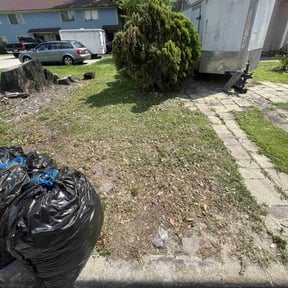 Leaf Removal by Jacobs Landscaping and Lawn Care LLC reviewed on September 29, 2025