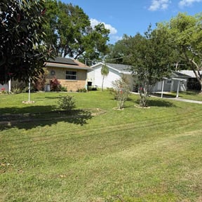 gardening service by Donald Austile Lawn Care reviewed on January 8, 2026