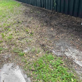 Leaf Removal by Garden Grace Landscaping reviewed on September 14, 2025