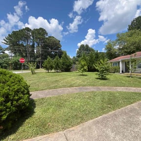 grass maintenance by Ramos landscape care reviewed on August 16, 2025