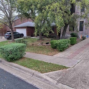 Bush Trimming by CUT Tulsa Lawn Co. reviewed on August 16, 2025
