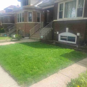 Flower Bed Weeding by Johnny Ds Lawn Service reviewed on May 13, 2026