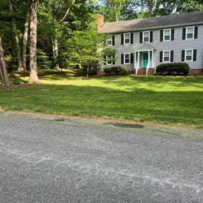 grass maintenance by Better Recognized lawn care reviewed on October 5, 2023