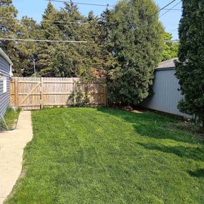 residential landscaping by Choice Specialties LLC reviewed on April 29, 2024