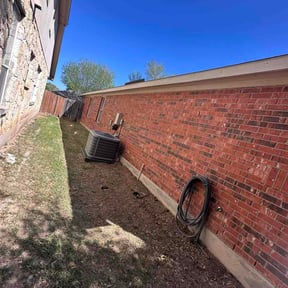 Leaf Removal by Ayala Lawn Services LLC reviewed on August 17, 2026