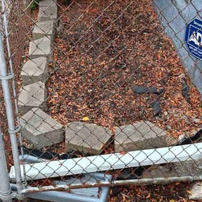 Flower Bed Weeding by Rondall Oliver Lawn Service reviewed on October 23, 2025