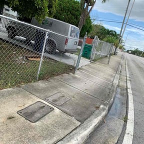 yard service by Ride In Shine Out reviewed on October 23, 2025