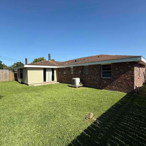 yard service by Bryce's A1 lawn service reviewed on November 18, 2025