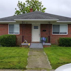 Bush Trimming by Lawn services JAV reviewed on August 15, 2025